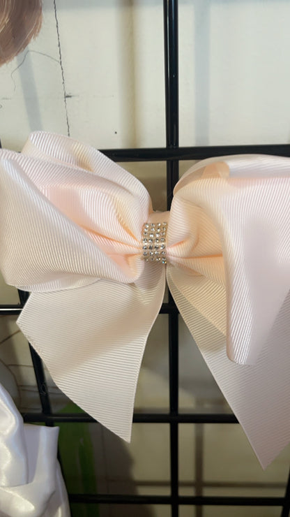 Pale Color Bows